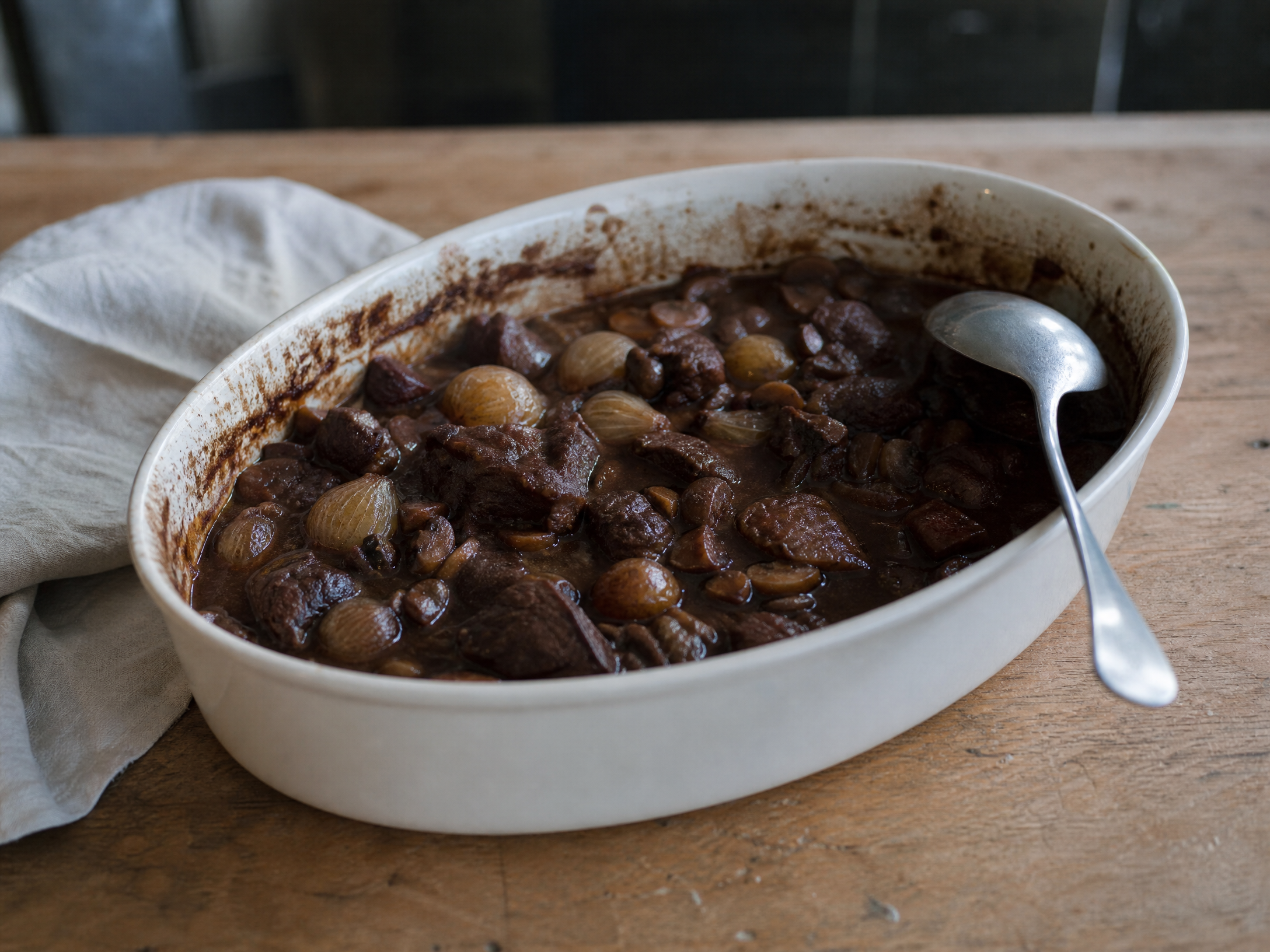 Bœuf bourguignon revisité : la profondeur sans la marinade de la veille