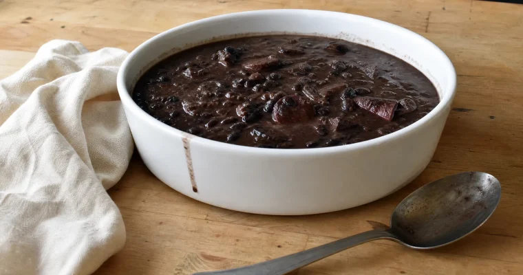 Feijoada revisitée : cuisson sous pression et trempage raccourci